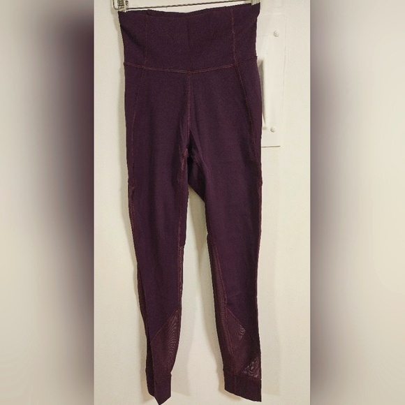 Lululemon very high rise mesh tights - Picture 1 of 4